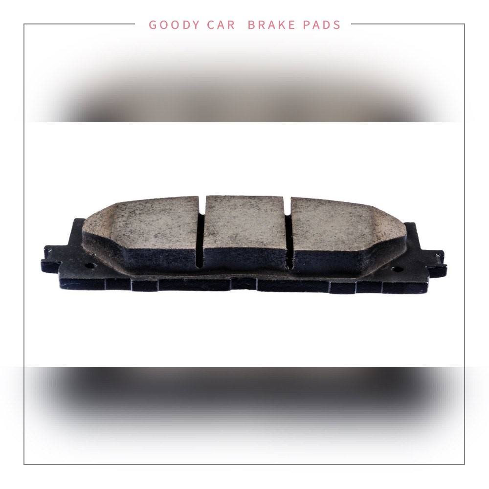 لنت تویوتا کمری هیبرید ۲۰۱۶، جلو